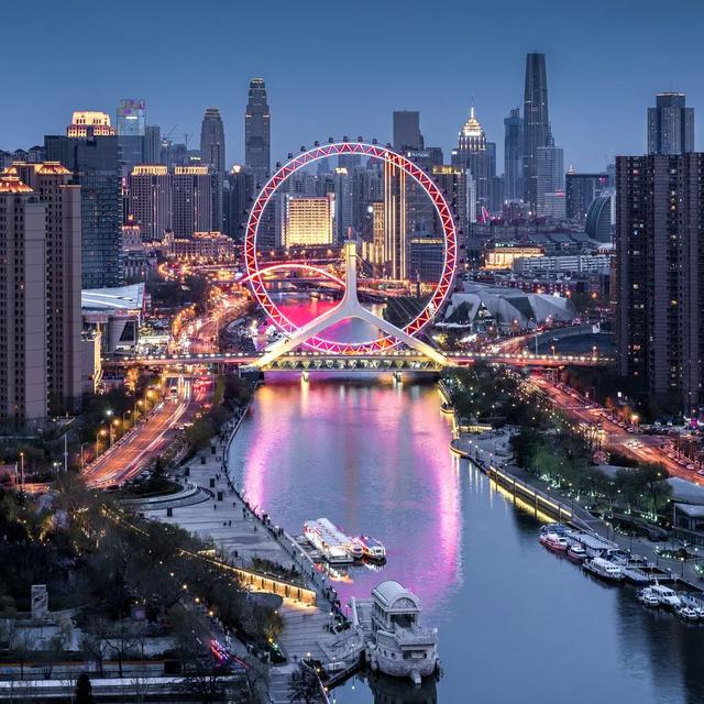 全国各地的摩天轮，有些摩天轮越转越浪漫