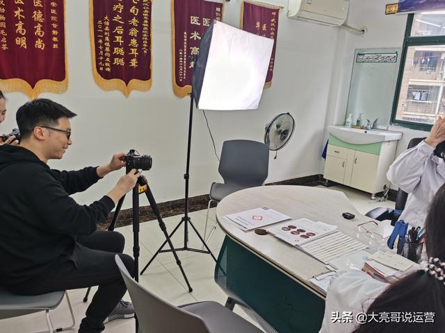 抖音自媒体能赚多少钱一个月，抖音自媒体能赚多少钱一个月呢？