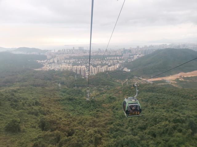 凤凰岭景区简介，海南之旅<5>——凤凰岭