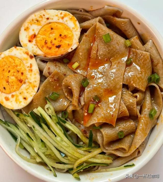 必吃的30种食物这些食物非常好吃，中国最受欢迎的十种小吃