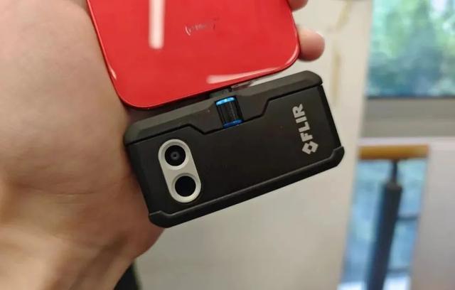 一款货真价实的三防手机，用起来到底有多离谱？