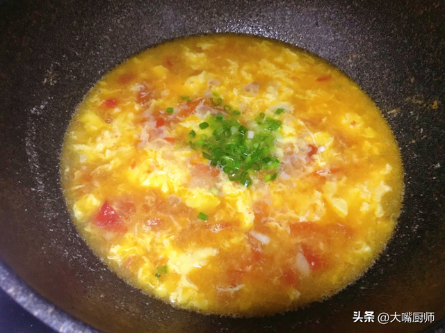 蛋花汤怎么煮比较好喝，鸡蛋蛋花汤怎么做好吃（做西红柿蛋花汤）