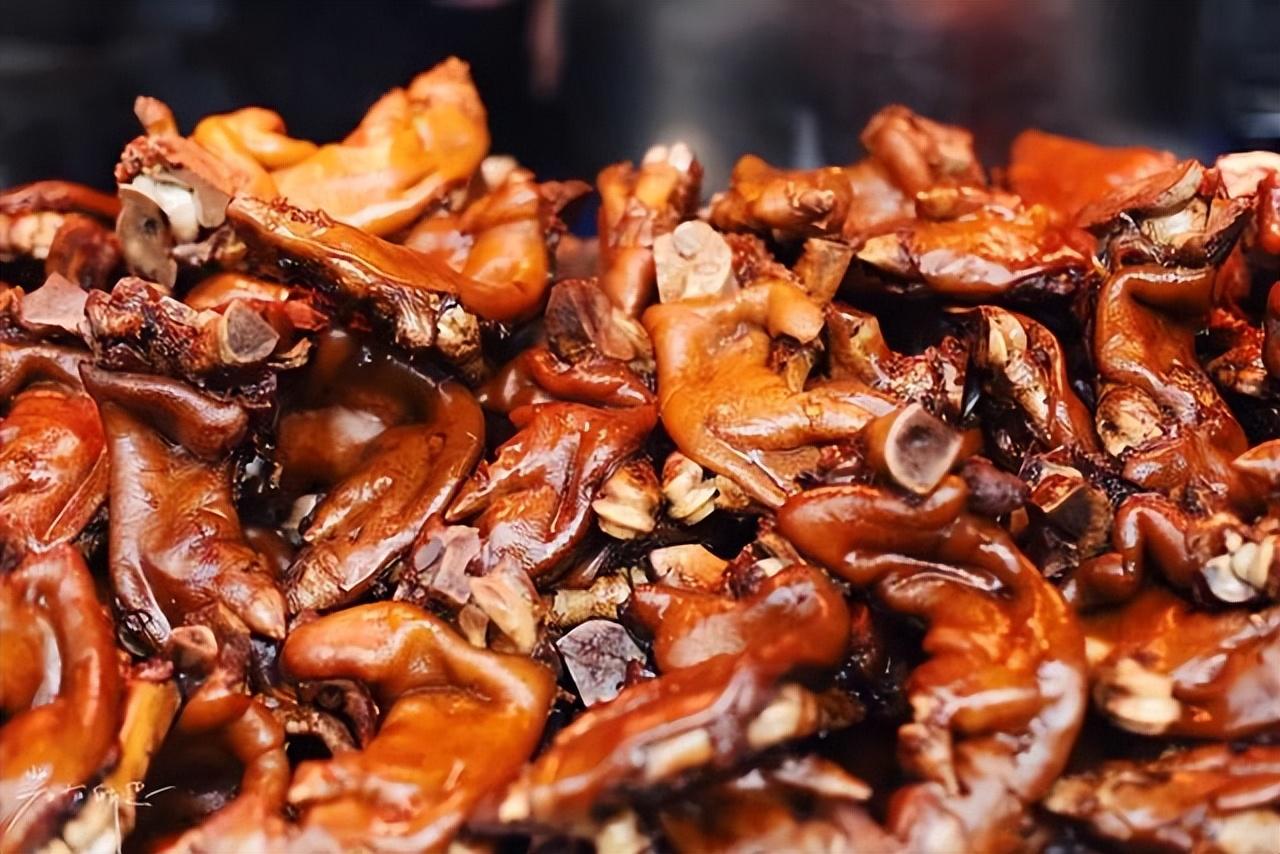 8.贵州:贵阳青岩卤猪脚