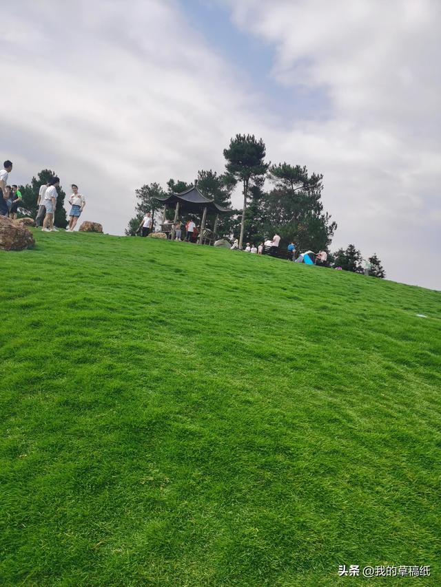 十一假期出游可畅玩银杏湖乐园，湖光山色风景迷人