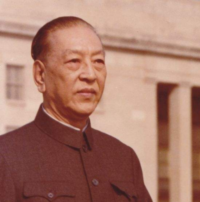 耿飚有几个儿子，耿飚有几个儿子啊（新中国唯一没有军衔的国防部长耿飚）