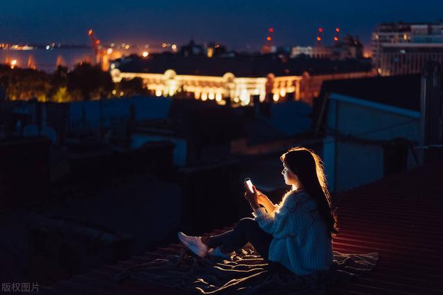 文字系列背景图：所有的结局都是新的开始，只是当时不知道·，后来背景图文字（失去分享的欲望便是一切关系散场的开始）