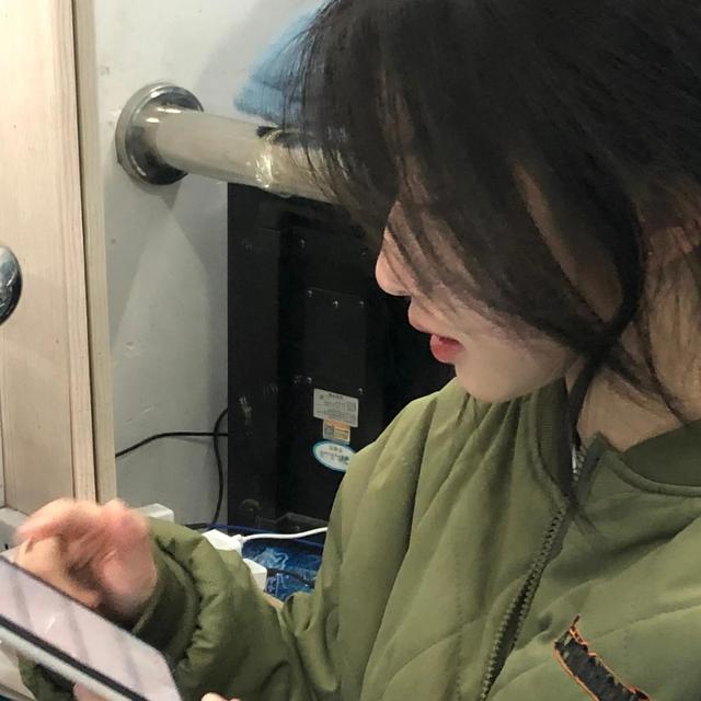 校园风，微信头像，校园风（ins简约校园风女头）