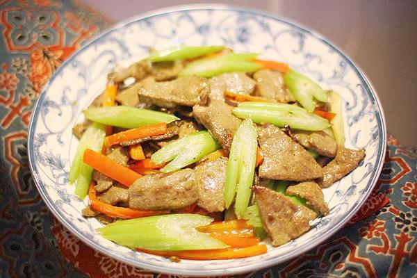 高嘌呤食物有哪些，高嘌呤的食物有哪些（“嘌呤大户”被发现）