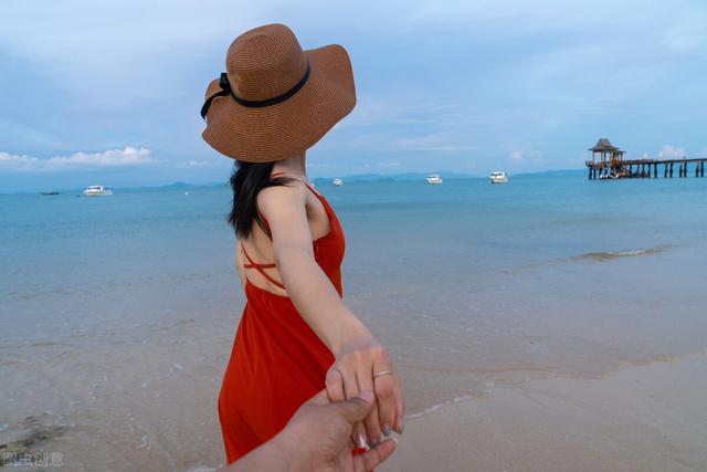 孤独背影的语录，孤单的背影句子（一个“背影”代表了一种孤独）