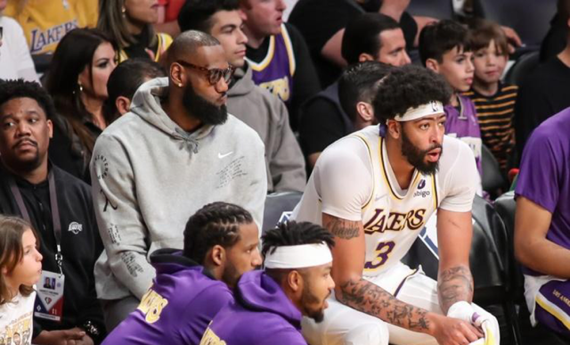 浅谈如何打好篮球得分后卫，浅谈如何打好篮球得分后卫英语作文（必须要一个超强进攻后卫）