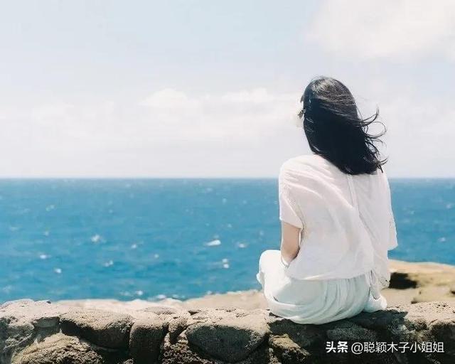 喜欢一个人但是不可能在一起该怎么办，爱上一个人又不能在一起怎么办（感情中如果遇到不爱但合适的人）