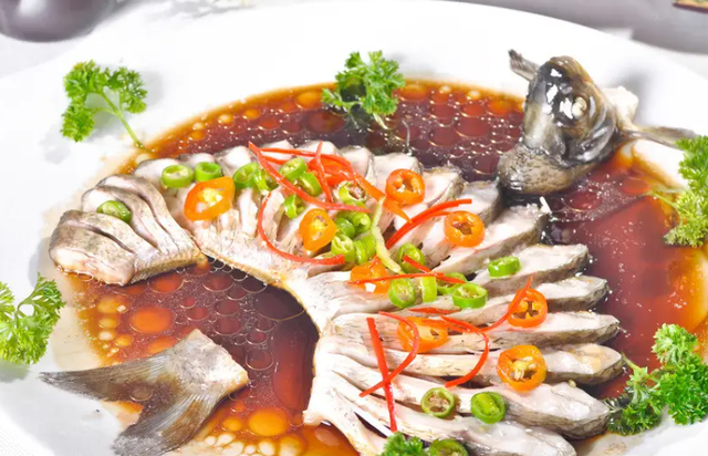 湖北的特色美食，十大湖北特色美食排名（湖北最出名的8道名菜）