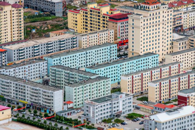 楼市最新消息:2022年房价走势，房价会跌吗2022年（权威机构给出“答案”）