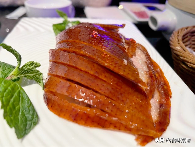 20款北京烤鸭给你正宗的美味，推荐这4家是首选
