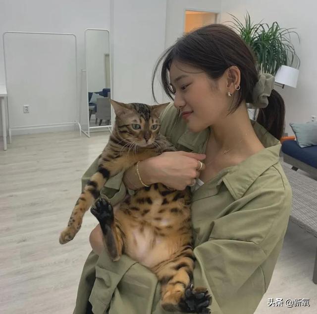 女头像ins风，精选高冷系ins风女头微信（承包韩国女生的头像大户）