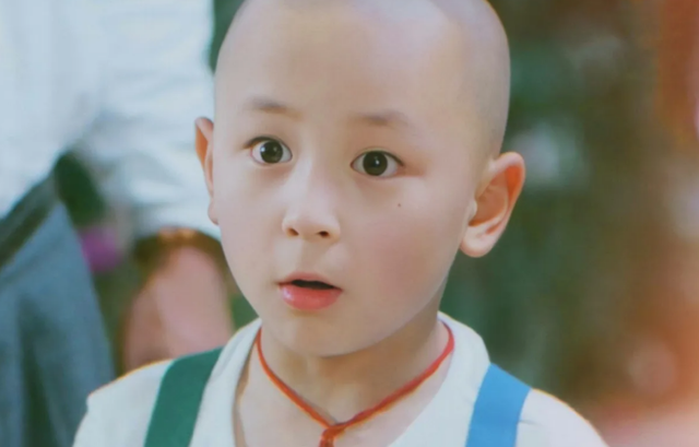 纪巧儿,唐宁饰洪小兰,胡定欣饰阮彤彤,廖启智饰万世雄,黎诺懿饰千里眼