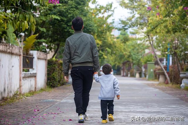 吸氧机有用吗，胸闷气短用吸氧机有用吗（给家里老人买制氧机）