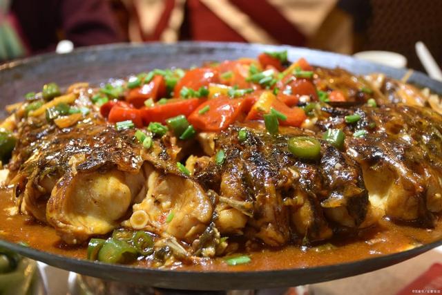 广西啤酒鱼做法，广西啤酒鱼最正宗的做法视频（去广西必点的6道桂菜）