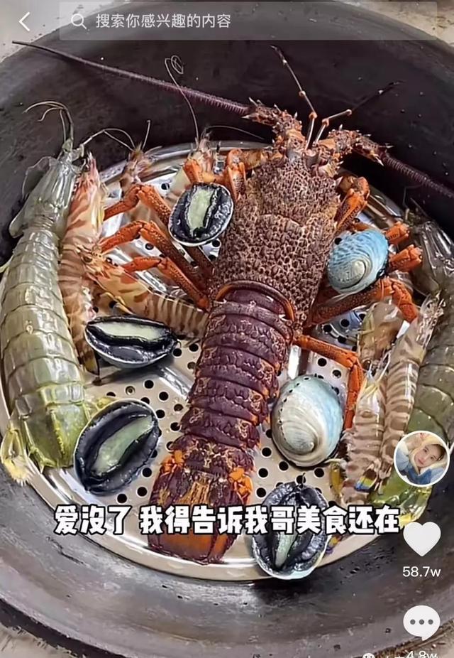 抖音网红饭怎么做，懒人饭抖音网红五彩饭腊肠饭（美食博主“我是晴天”顿顿鲍鱼龙虾）