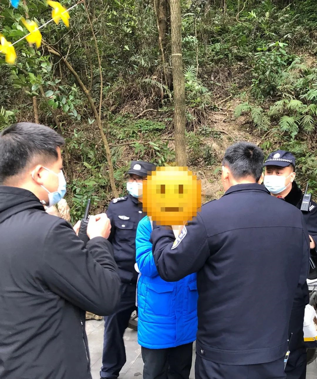 银瓶山森林公园，人间天堂玉泉山森林公园（东莞一游客被困悬崖边）