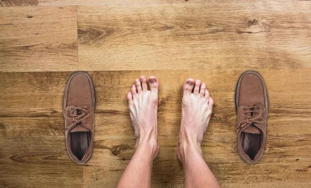 地砖的多种铺法，地砖的铺设有几种方法（还是贴瓷砖好）