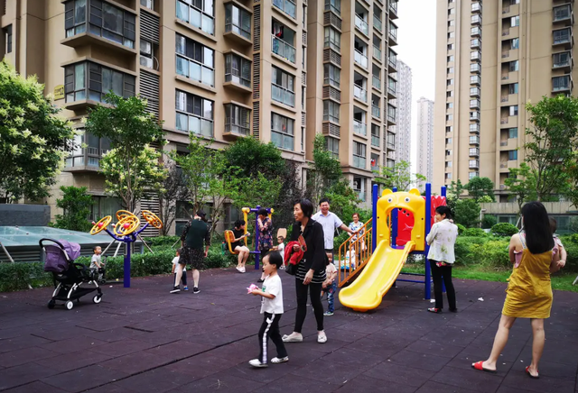 34层楼买房选什么楼层最好，这两大楼层选对便宜也能赚