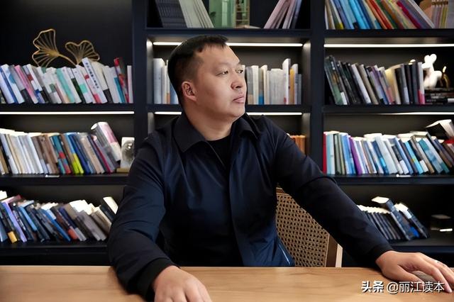 亚朵为什么敢比五星酒店贵，亚朵酒店相当于几星级（为何他丽江的酒店入住率还在90%以上）
