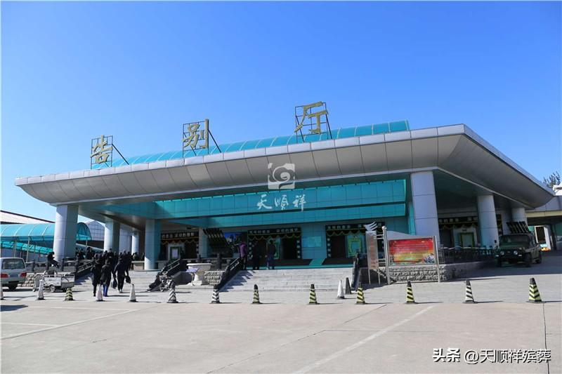 安葬择吉日的正确方法，骨灰下葬的最佳时间（办丧事流程大概要几天才能办好）