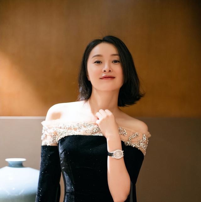 吴越为何如今还不谈男朋友，与陈建斌分手17年了