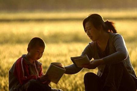 关于母爱的句子有哪些，关于母爱的句子有哪些五年级（赞美母亲伟大无私的经典好句）