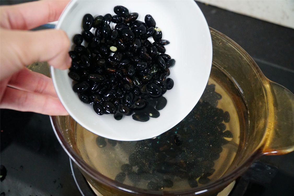 如何煮黑豆水，“冬吃萝卜夏吃姜”的好处要懂