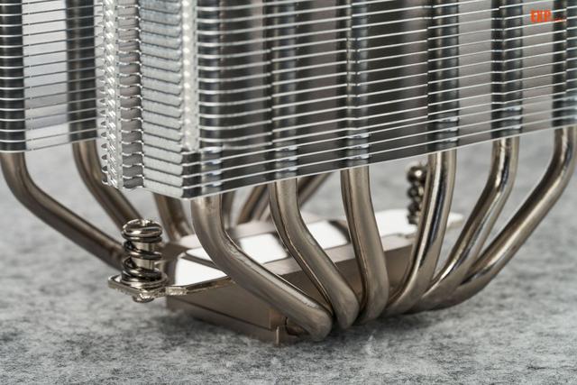 风冷散热器哪个好，九州风神大霜塔V5风冷散热器评测（cpu散热风扇哪个牌子好）