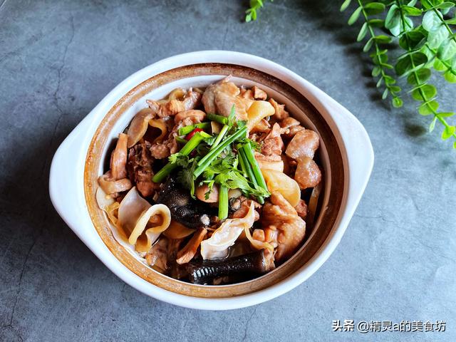 玉木耳怎么吃，木耳可以煮汤喝吗（这一道菜要多做给家人吃）