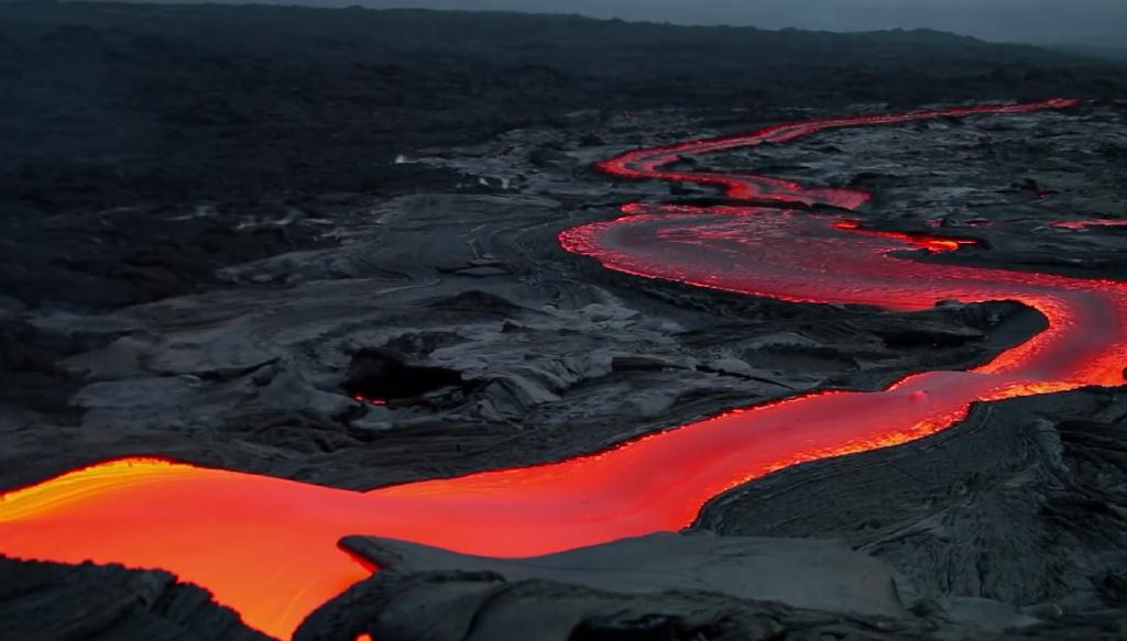 富士山在哪里？位于日本本州岛中南部