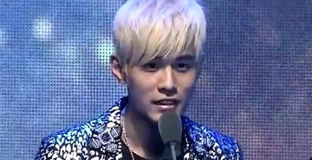 勇敢的向前走是什么歌，迎着彩虹勇敢的向前走是什么歌（海澜之家代言人周杰伦新专辑《最伟大的作品》终于正式上线啦）