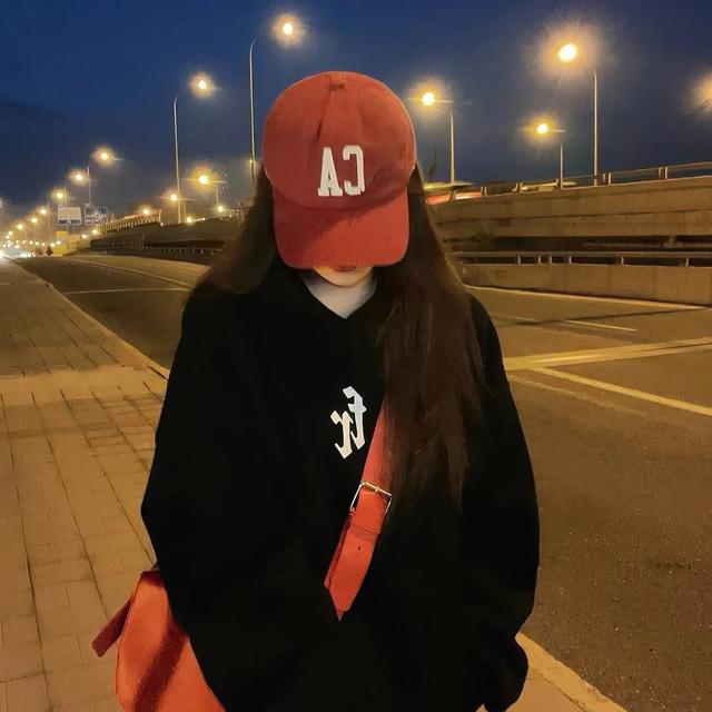 ins意境氛围感女生头像微信，ins意境氛围感女生头像（友友们中秋节快乐呀）