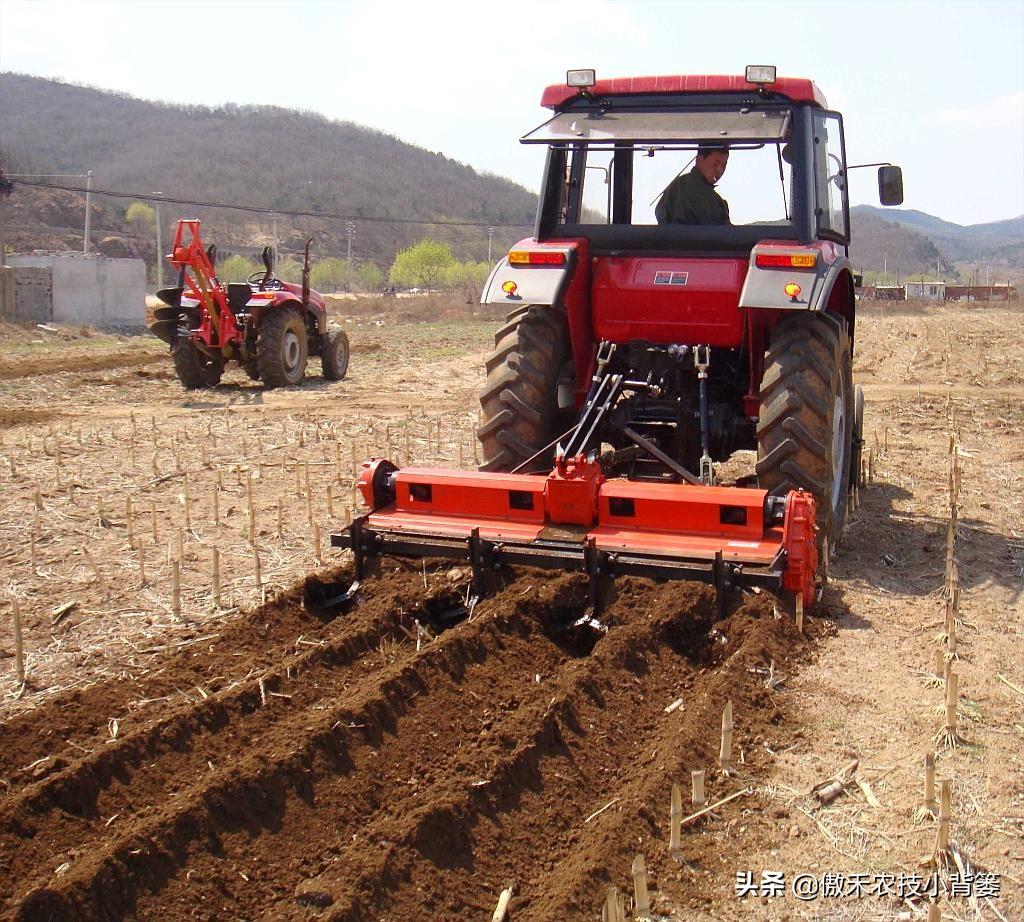 耕地深翻利与弊(土地深翻后多久细耕) - 龙腾网