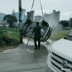 瑜伽裤爬山到底什么梗，爬山穿瑜伽裤是什么梗（不要穿瑜伽裤和男朋友去爬山）