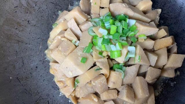 5种黑色食物这样吃营养更均衡，被称为“碱性菜之王”