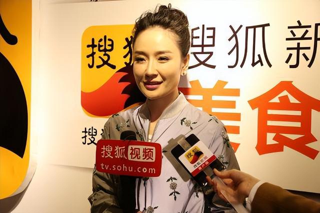王学兵和孙宁离婚10年：一个3婚娶娇妻，一个未婚没孩子