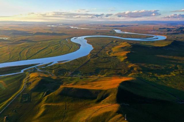 黄河经过哪几个省，黄河河南省境内流经几个省辖市（为啥还放任长江黄河流入大海）