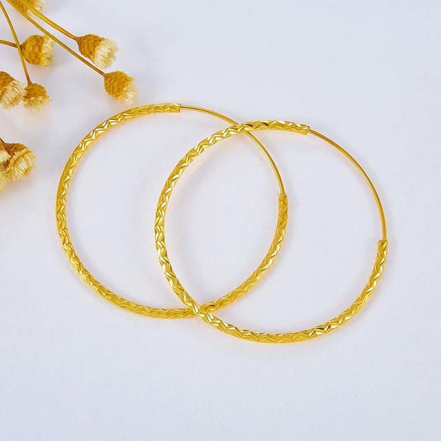 方脸适合什么耳环，方形脸适合什么样的耳环（终于分清不同耳饰的叫法了）