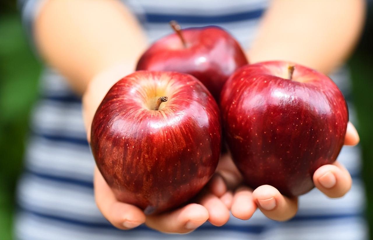 早上金苹果,晚上毒苹果?到底什么时候吃水果最好?