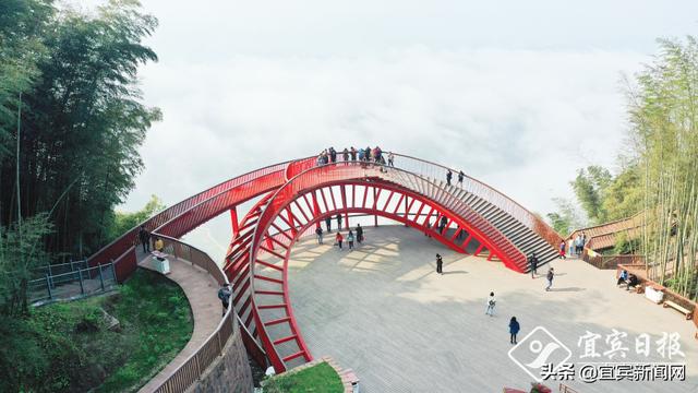 竹海生态旅游景区介绍，到绿水青山的蜀南竹海“走一遭”吧