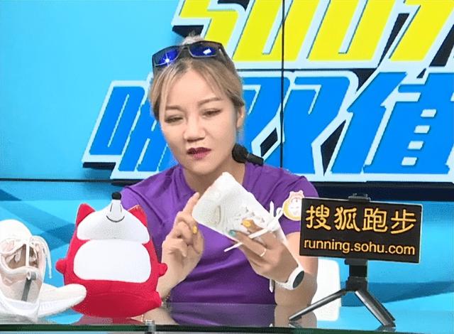 中国十大品牌鞋，国产四大品牌500元档跑鞋（中国男鞋品牌排行榜前十名）