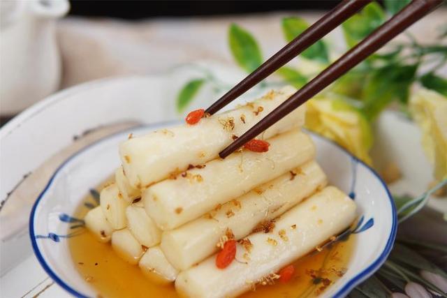 对肺部有益的食物，慢阻肺最怕的三种蔬菜（别管贫穷富有）