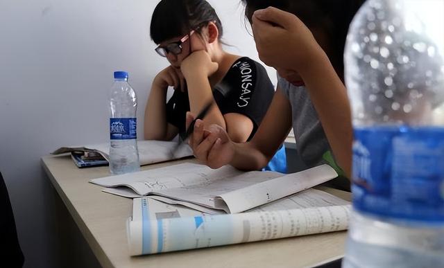 一对一辅导优势，一对一辅导班有哪些优势呢（500一节课“一对一”辅导）