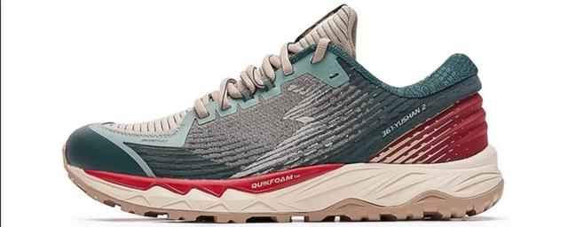 安踏跑鞋排行榜前十名，安踏篮球鞋排行榜前十名（近期人气跑鞋TOP10大公开）