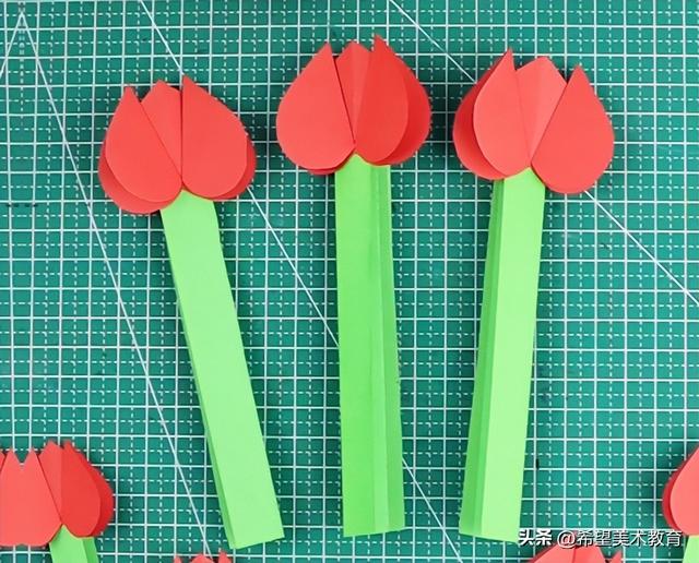 送给老师的贺卡怎么做，献给老师的贺卡怎么做（做一个手工花花贺卡送给想感谢的人吧）