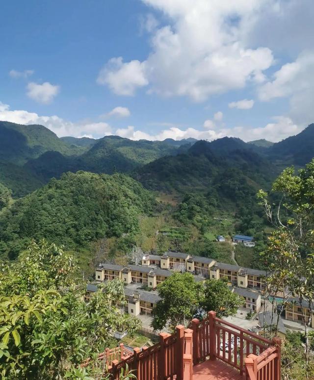 边疆处处赛江南，边疆处处赛江南歌词（边疆处处赛江南）